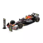 Spark Red Bull RB19 w. Pit Boards - 2023 Qatar Grand (MEGATRONTOYS)