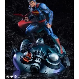 DC Comics Art Respect Superman 1/6 Scale Statue