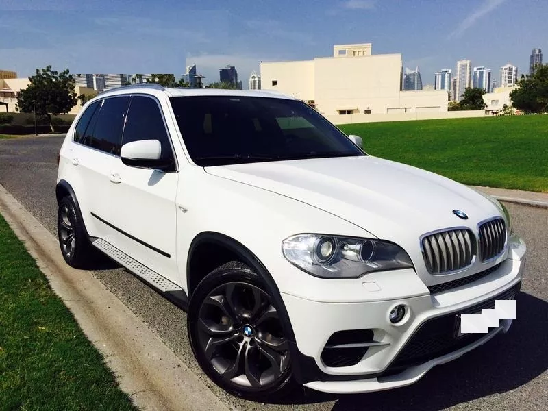 BMW X5 2011 модельного,  белый цвет...., 