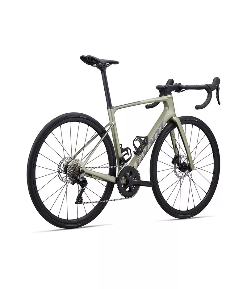 2024 Giant Defy Advanced 2 Road Bike (M3BIKESHOP) 3