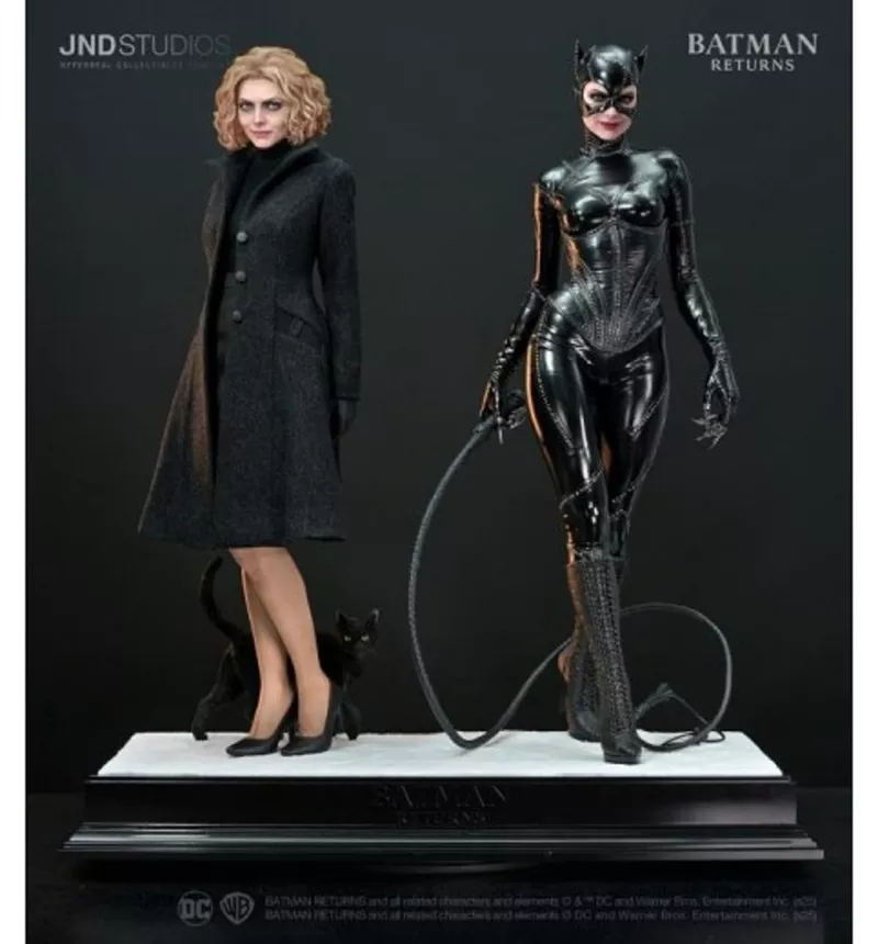 Batman Returns Catwoman (Dual Ver.) 1/3 Scale Statue (MEGATRONTOYS)
