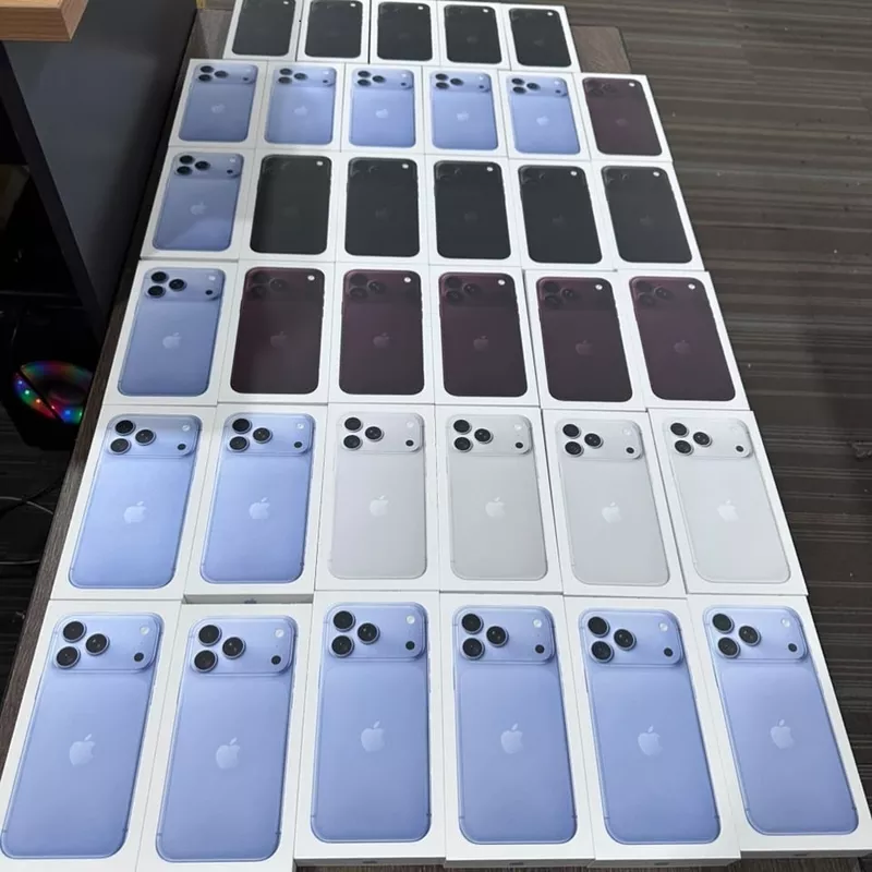 iPhone Duo,  iPhone 18 Pro Max,  iPhone 18 Pro,  Apple Watch Ultra 4,  App 2